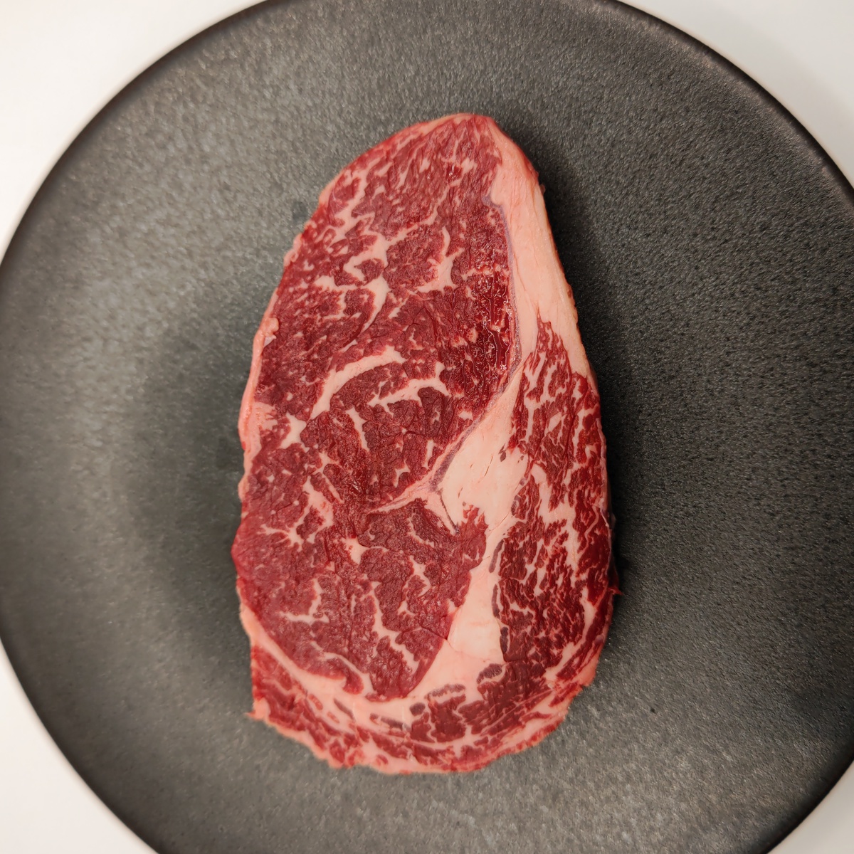 NZ産放牧牧草牛　<BR>最上級グレード ステーキ用<BR>リブロース肉約220g