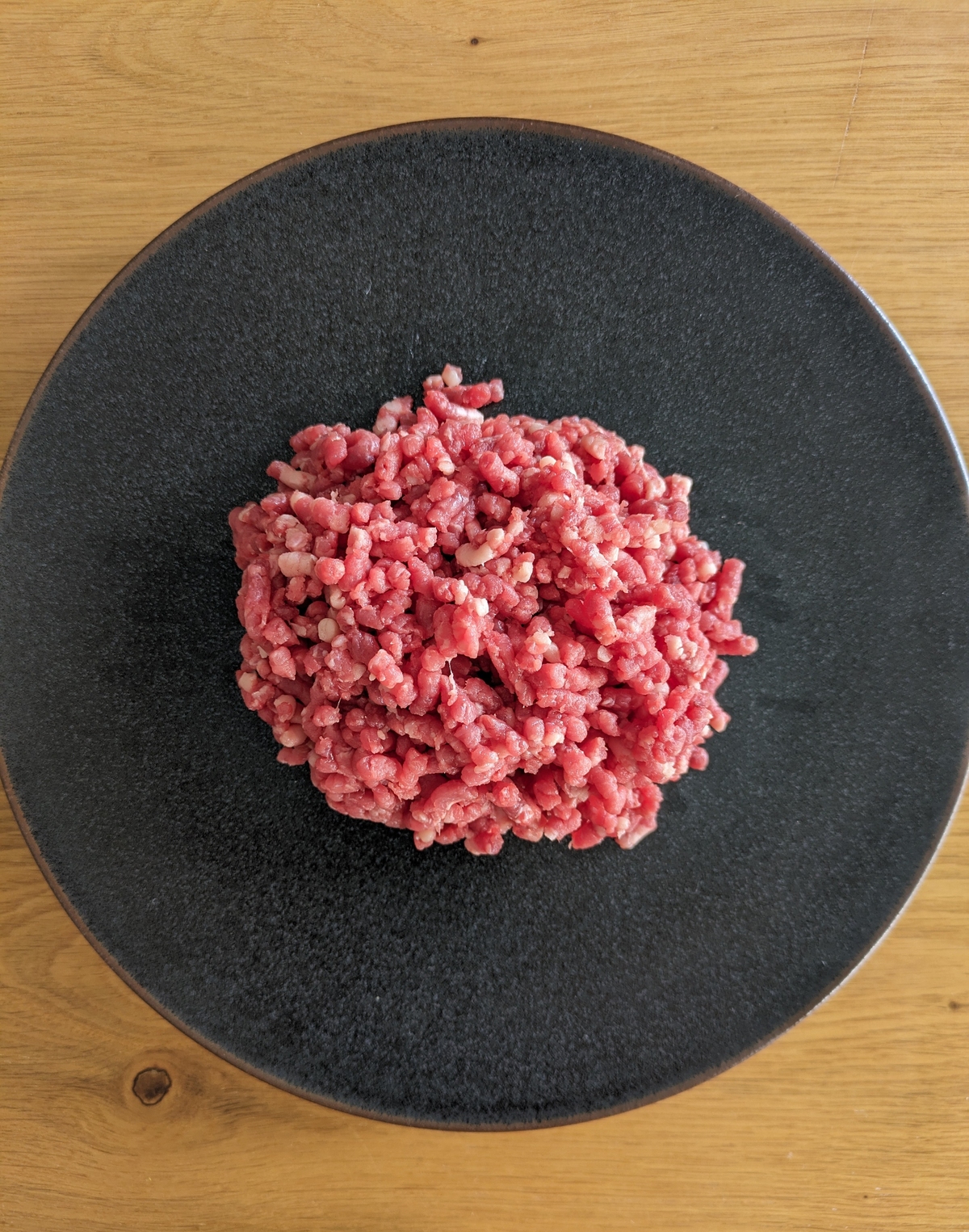 NZ産放牧牧草牛 <BR>自家挽き肩、肩ロースミンチ肉250g<BR>✨使い道豊富!