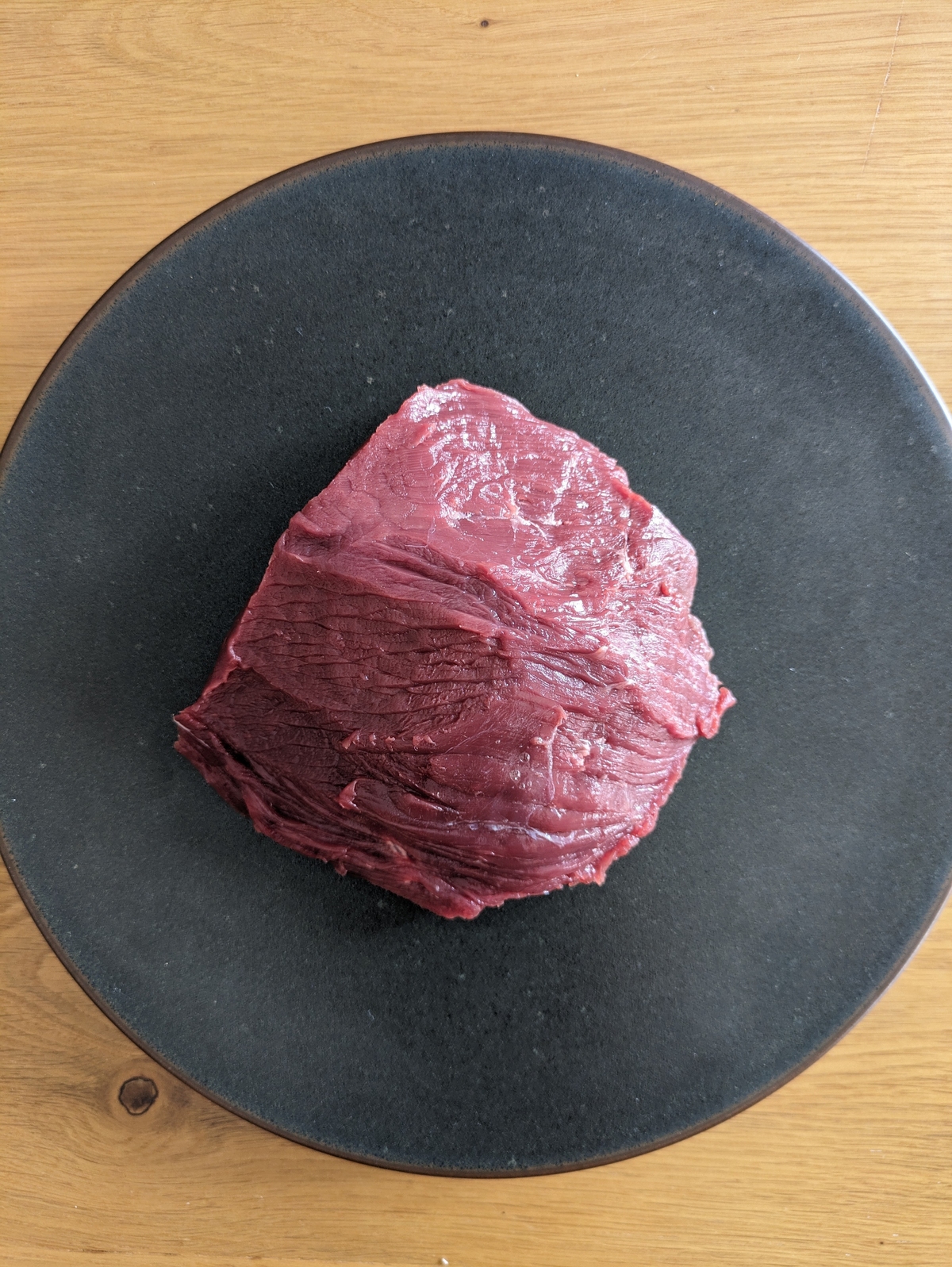 天然日本鹿　モモ肉ブロック200g<BR>✨ロースト、ステーキ、焼き肉、ミンチにもできて用途が豊富！