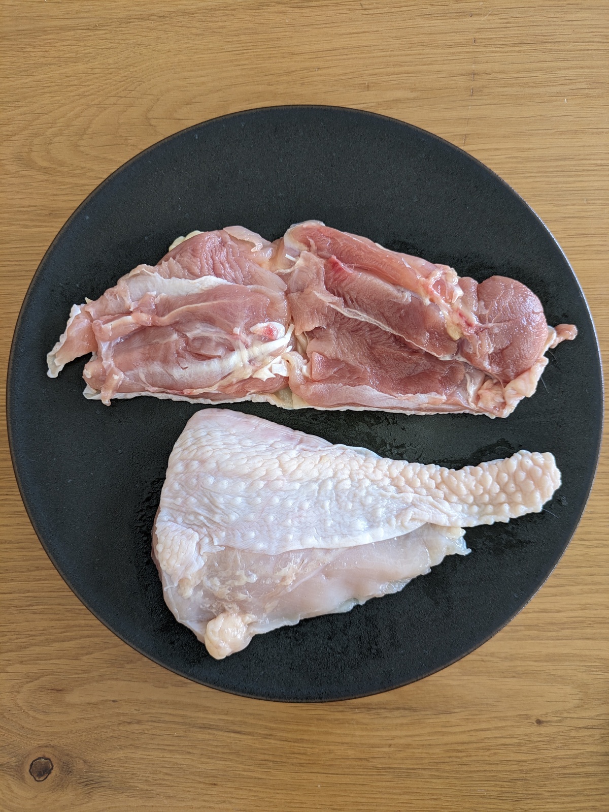 京都亀岡産七谷●本地鶏 <BR>むね肉&もも肉セット 280g<BR>✨フランスAOC基準ブレス鶏の日本版<BR>シェフ一押しの日本一の地鶏です!
